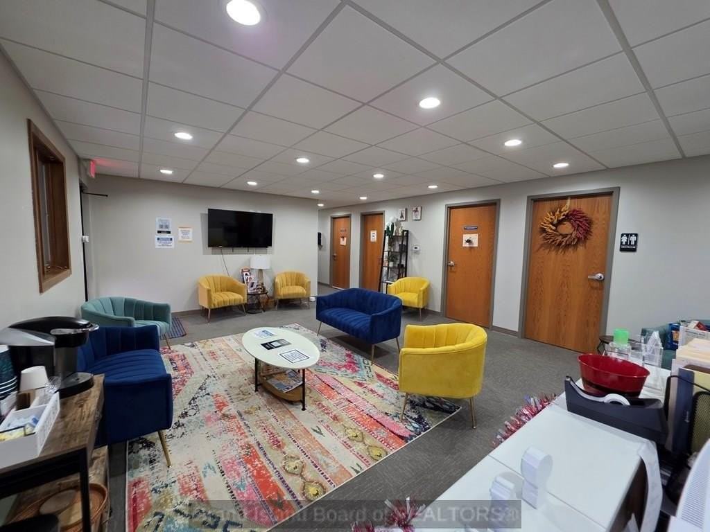 659 Orleans Drive - Photo 4 of 10