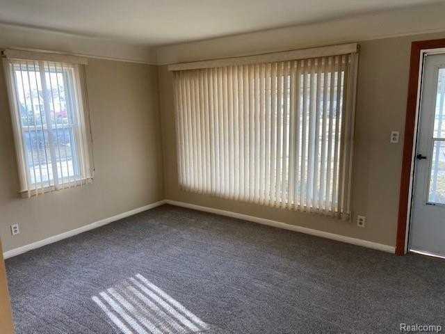 4863 Niagara Street - Photo 2 of 14