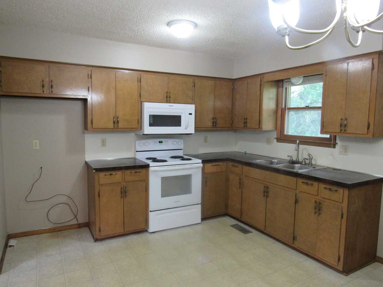 529 South Olive Street - Photo 3 of 17