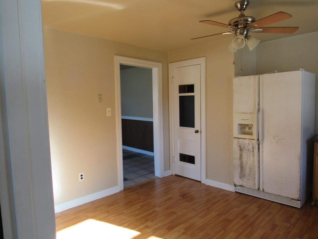 636 West Washington Street - Photo 7 of 18