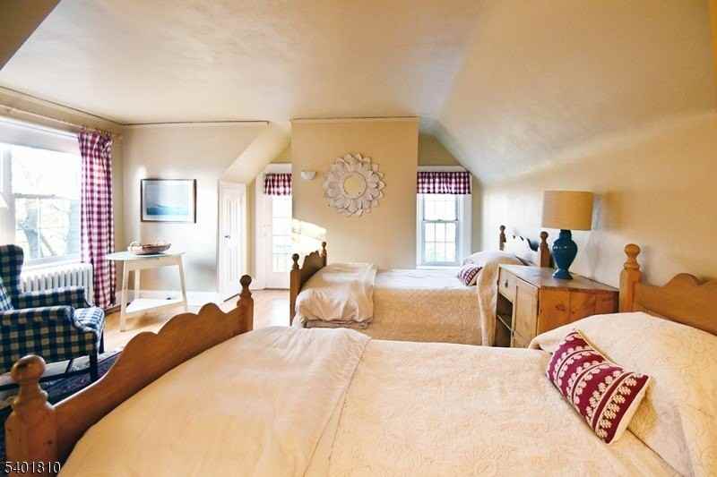 15 Euclid Avenue #3 - Photo 3 of 14