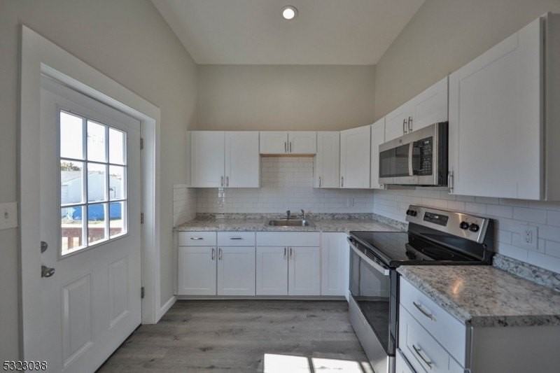 427 East Central Avenue - Photo 2 of 14