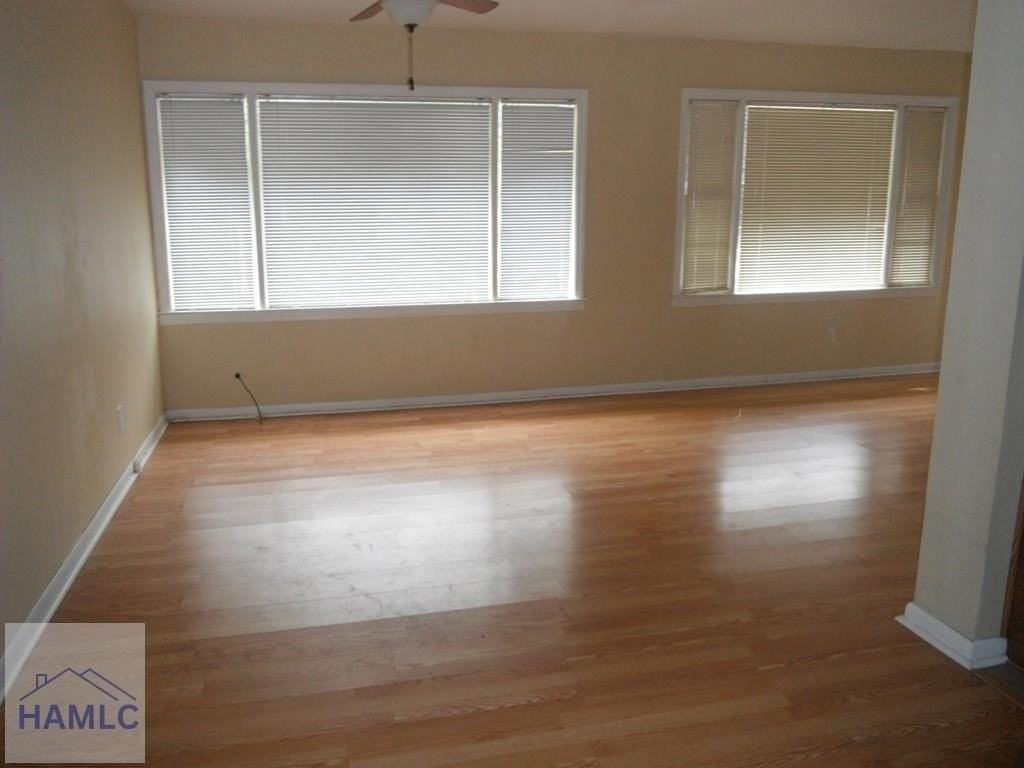 503 Stewart Drive - Photo 4 of 6