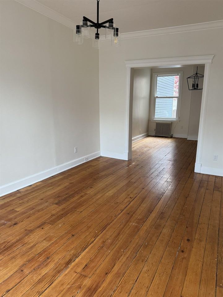 664 Palisade Avenue - Photo 3 of 25