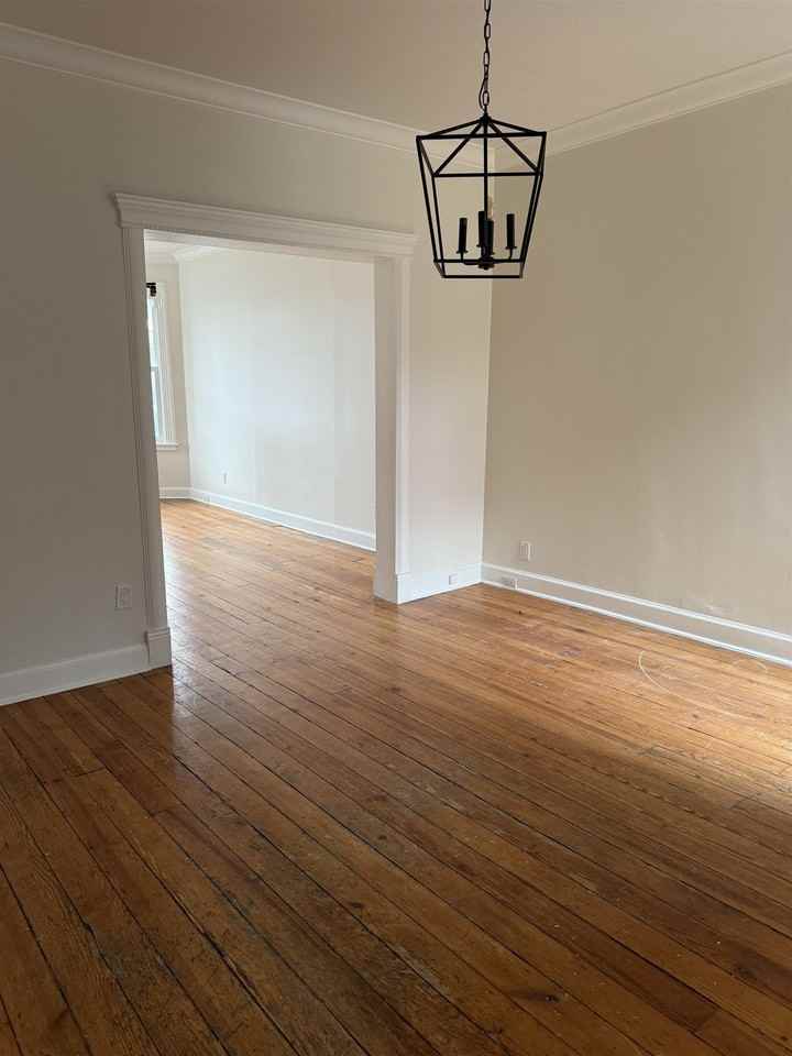 664 Palisade Avenue - Photo 5 of 25