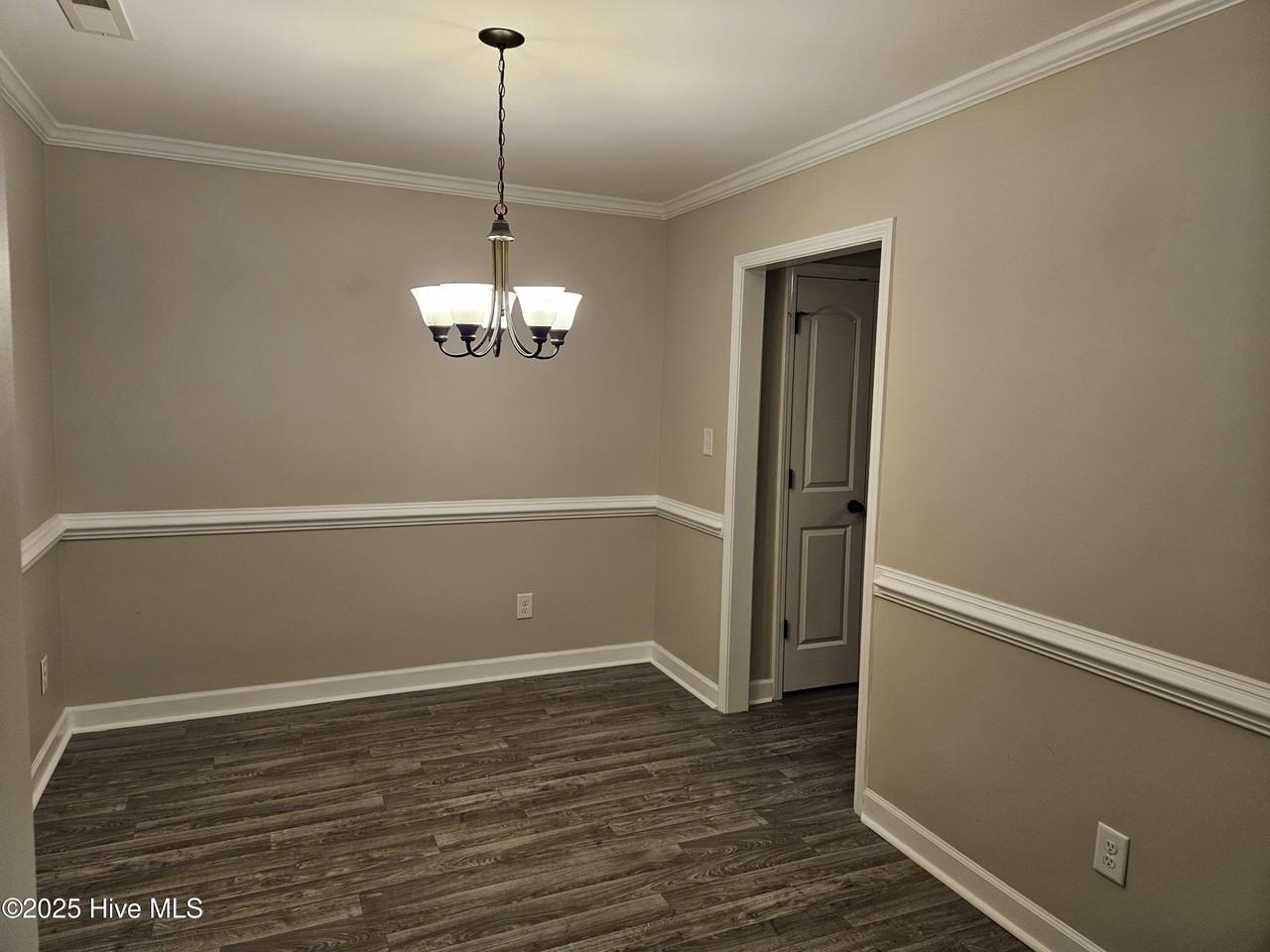 145 Bumps Creek Rd - Photo 7 of 33