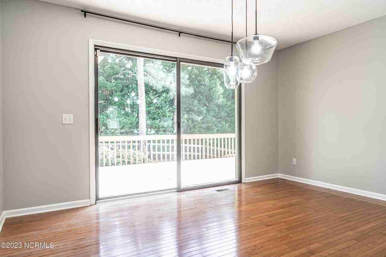 4 Harness Place - Photo 7 of 21