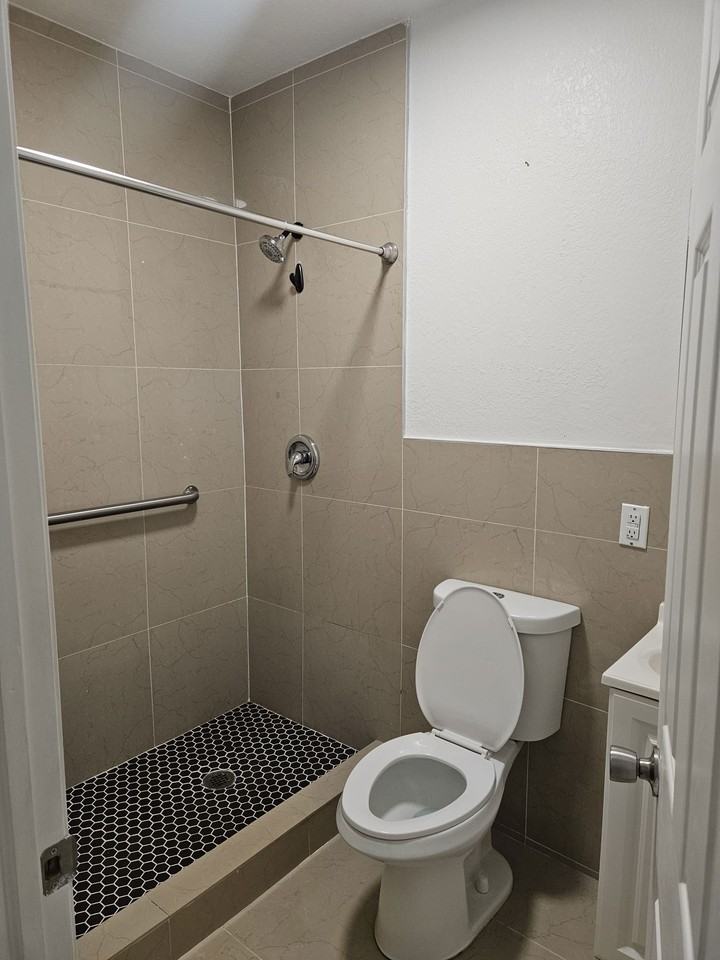 1655 N Bluebird Ln - Photo 5 of 6