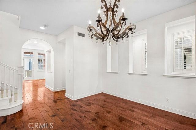 2676 Bungalow Pl - Photo 4 of 8