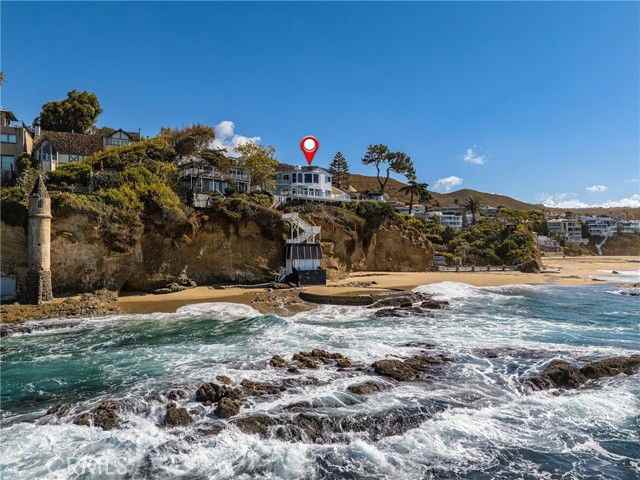 2691 Victoria Dr - Photo 2 of 8