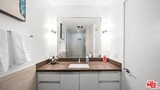 1818 Thayer Ave #102 - Photo 3 of 8