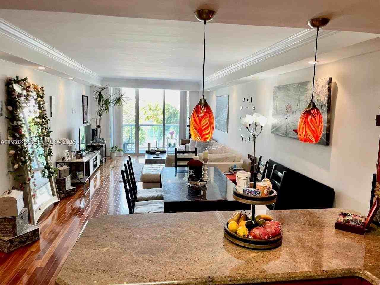 19390 Collins Ave #307 - Photo 4 of 8