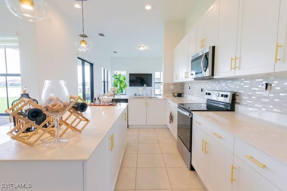 5040 Frattina St - Photo 4 of 8