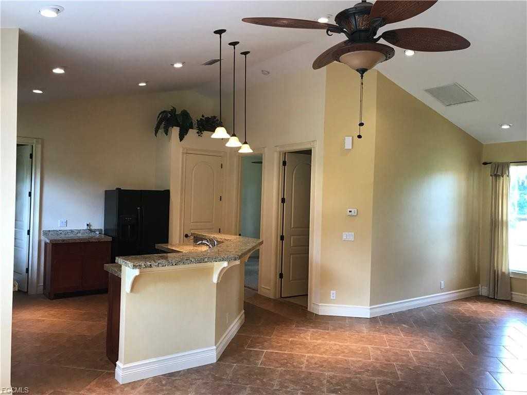 4125 13th Ave Sw - Photo 6 of 8