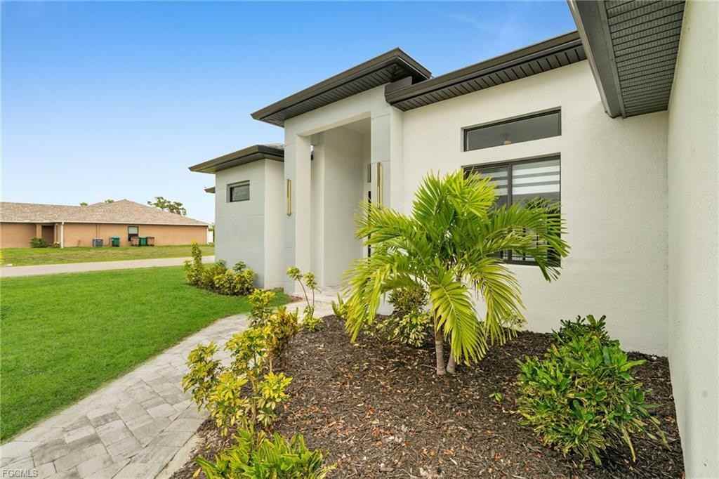 1201 Sw 8th Pl - Photo 2 of 8