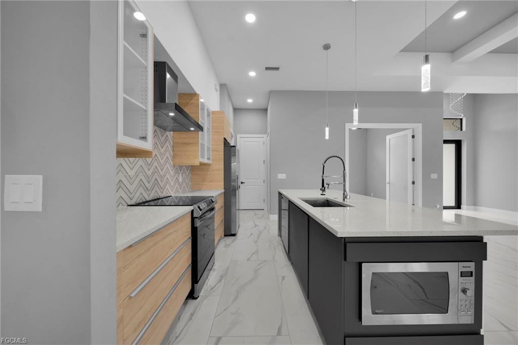 1201 Sw 8th Pl - Photo 7 of 8