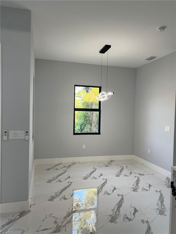 813 Aiken Ave - Photo 3 of 8