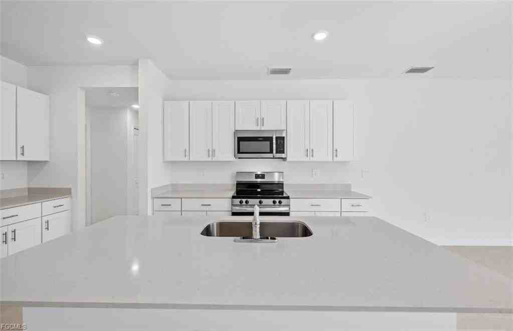 4019 San Felice Lane - Photo 5 of 8