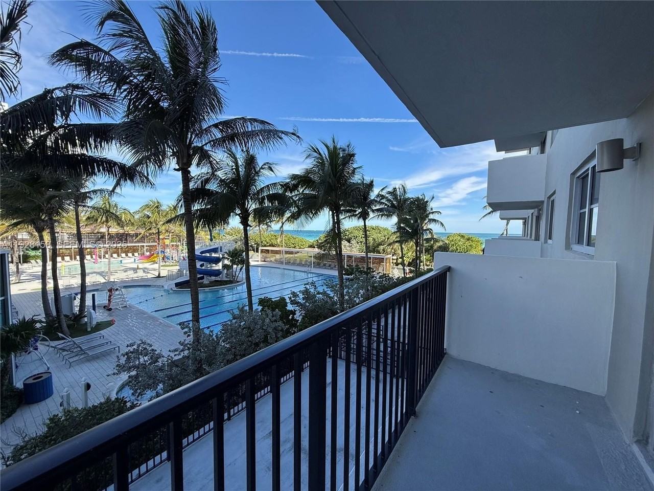 9273 Collins Ave #207