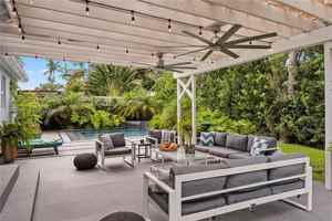 featured image of 685 Ne 50th Ter