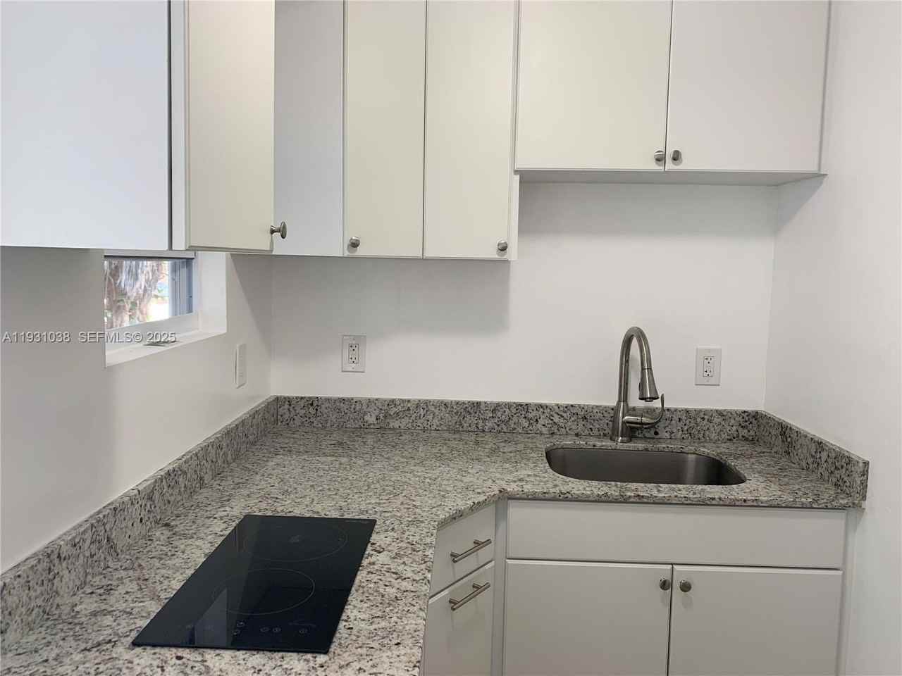 6290 Sw 39th St #0 - Photo 3 of 12