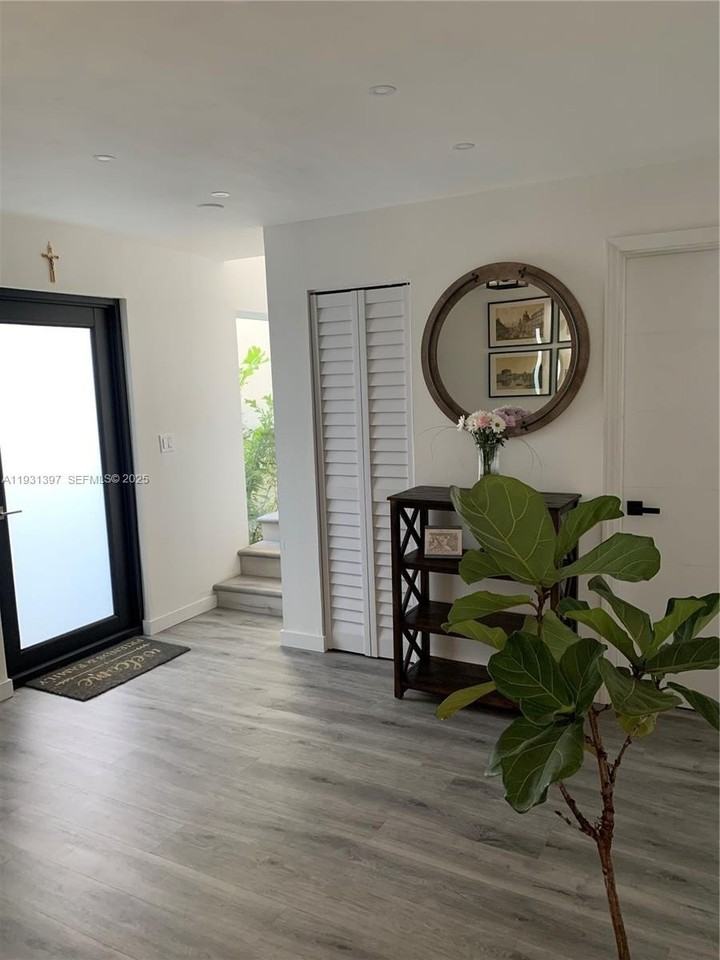 6604 Sw 114th Ave #6604 - Photo 2 of 13