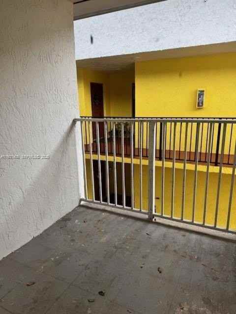 2750 Sw 10th Ter #14 - Photo 5 of 6