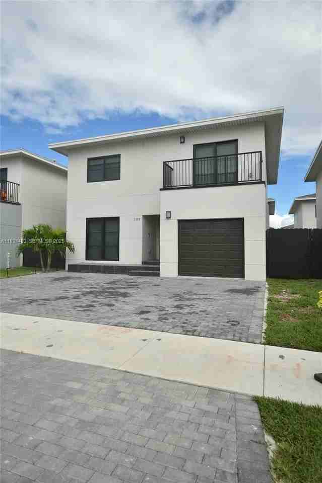 1339 Nw 2nd Ln - Photo 3 of 41