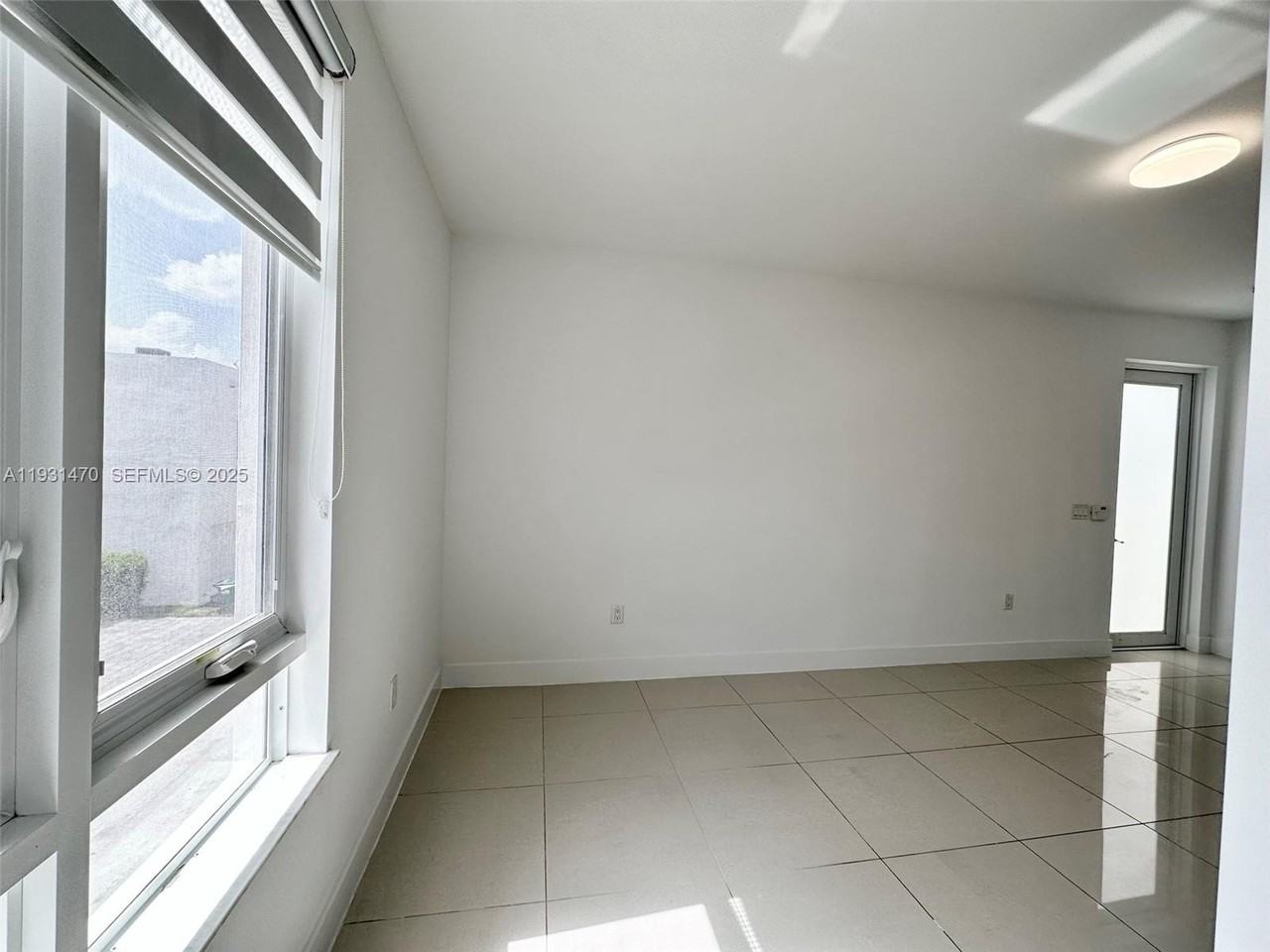 6414 Nw 104th Ct - Photo 2 of 27