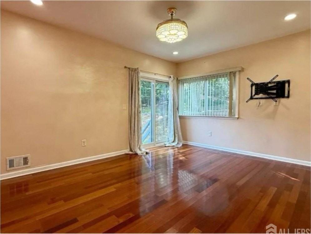 5 Viburnum Court - Photo 4 of 33