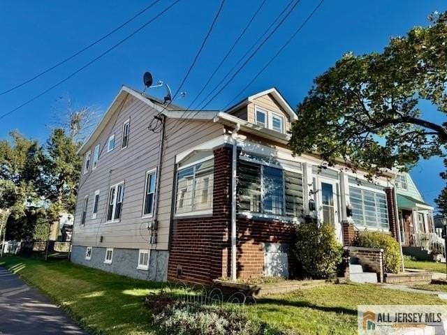 74 Andrew St - Photo 2 of 13