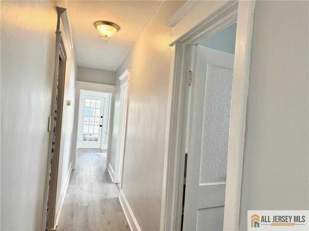 74 Andrew St - Photo 6 of 13