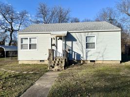 featured image of 709 11th Avenue Northwest #1