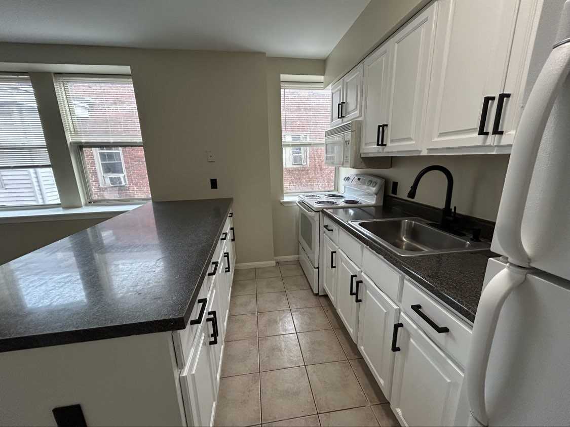 2908 Reisterstown Road #063C - Photo 4 of 12