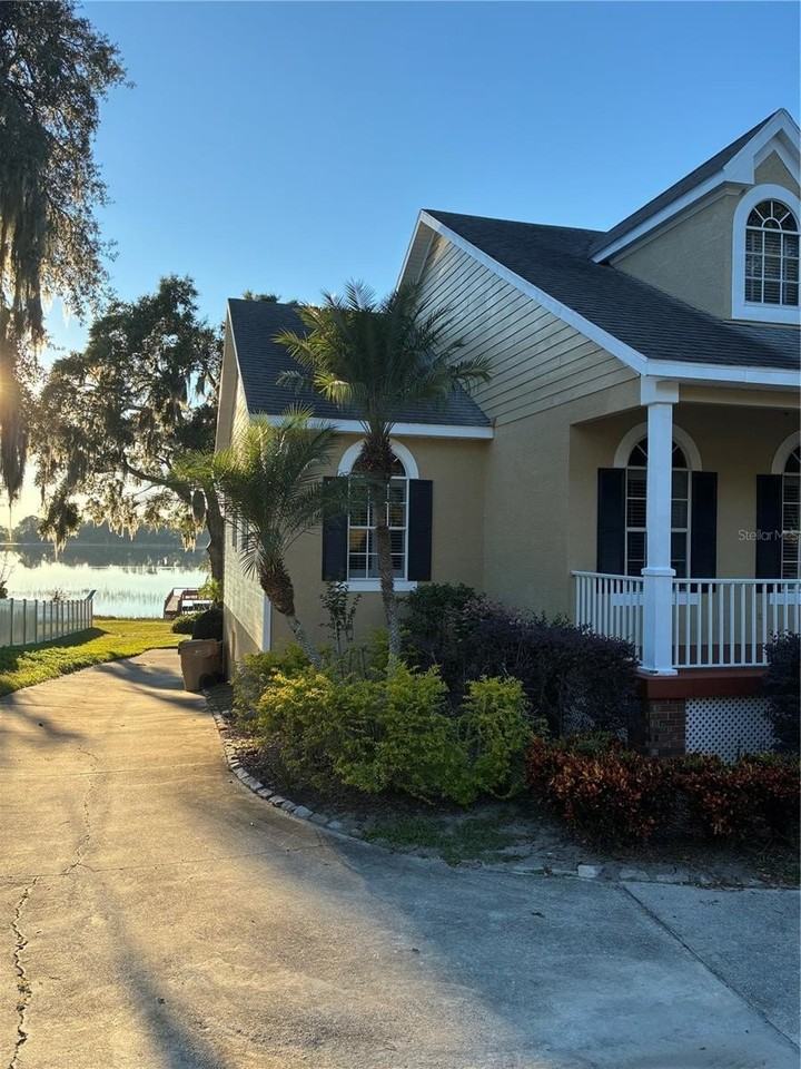 41515 Silver Dr - Photo 3 of 29