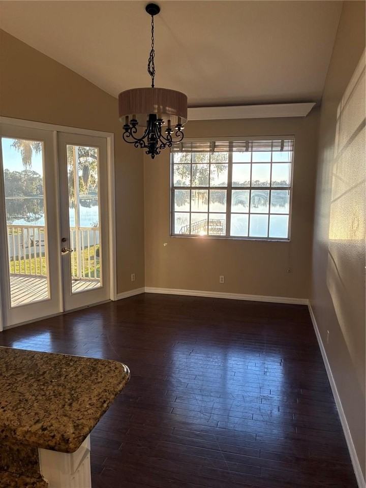 41515 Silver Dr - Photo 6 of 29