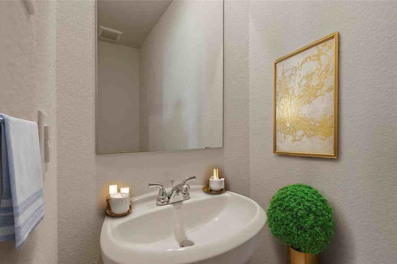 Danielle Street - Photo 5 of 12