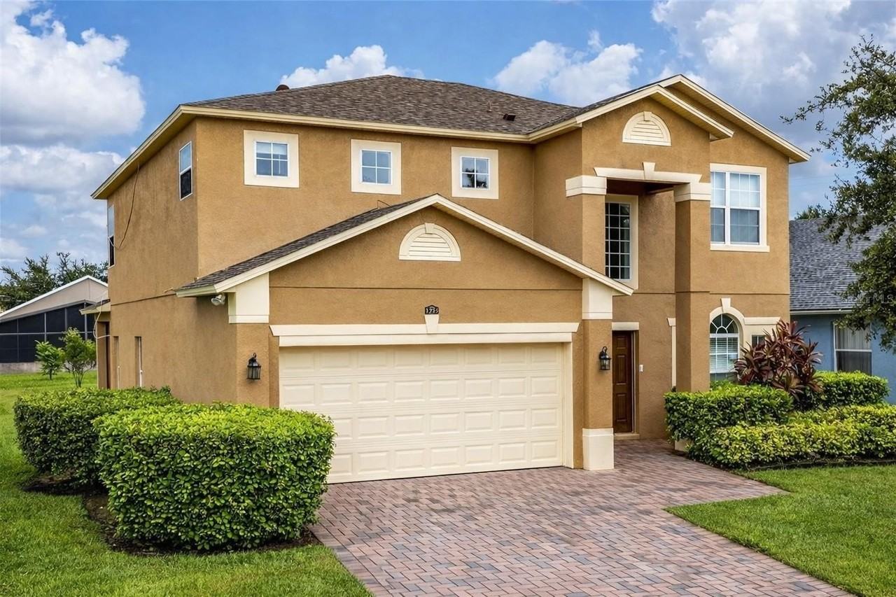 1755 Plantation Oak Drive - Photo 2 of 32