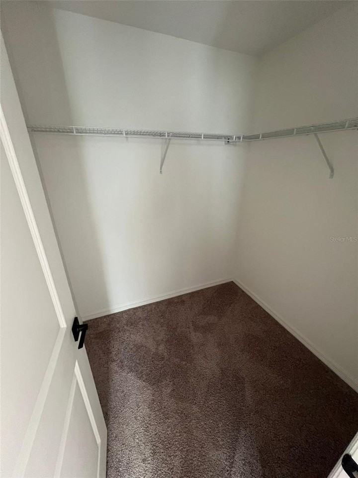 746 Stoney Point Cir - Photo 2 of 7