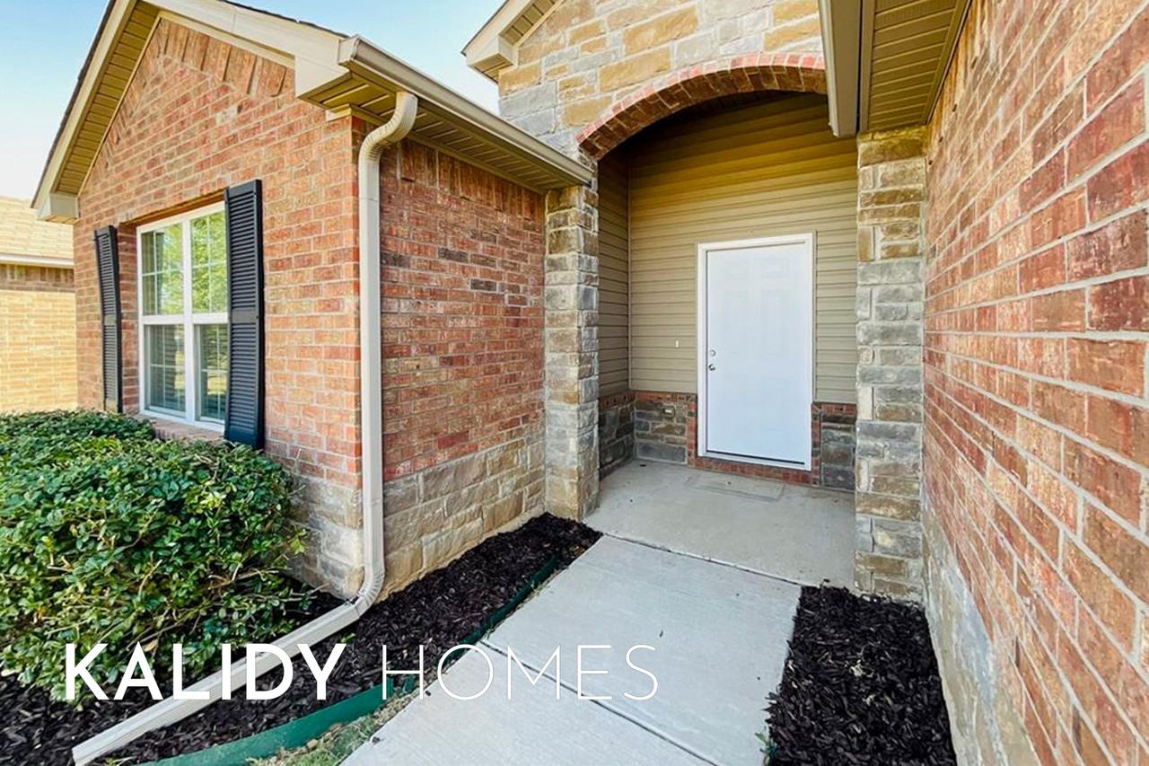 2904 Cider Mill Ln #1 - Photo 3 of 32