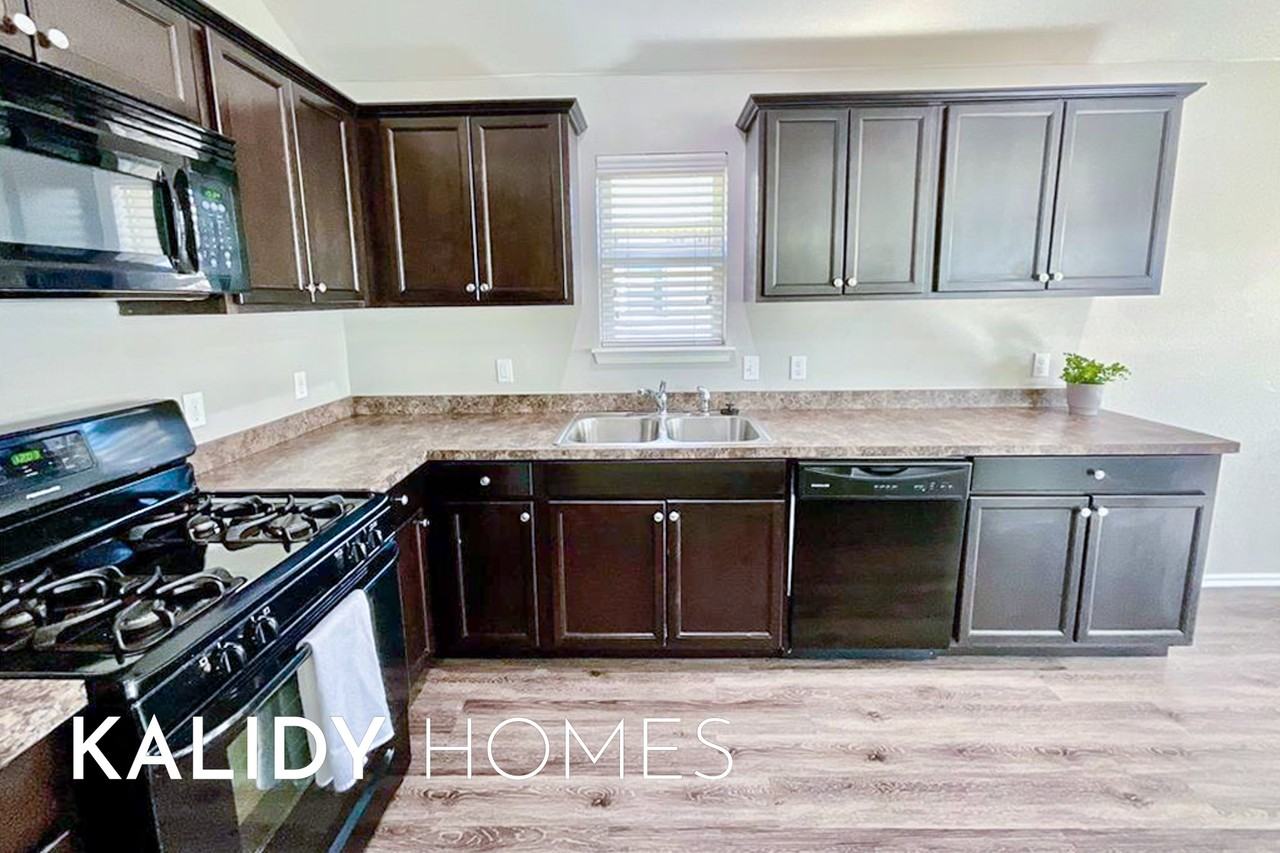 2904 Cider Mill Ln #1 - Photo 6 of 32