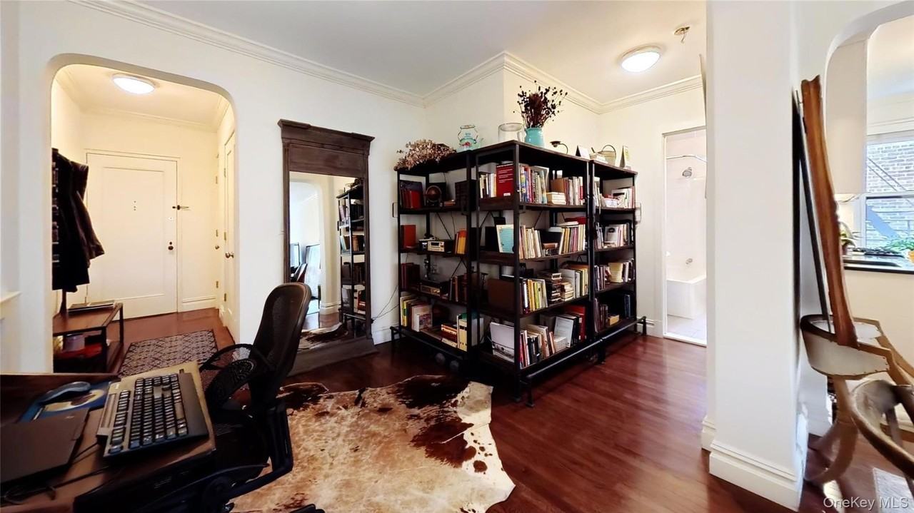 73 35th Street #D43 - Photo 4 of 16