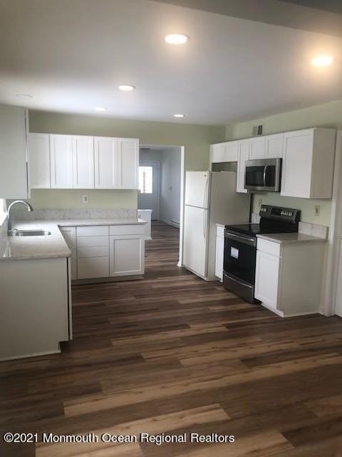 35 Greenwich Avenue - Photo 6 of 19