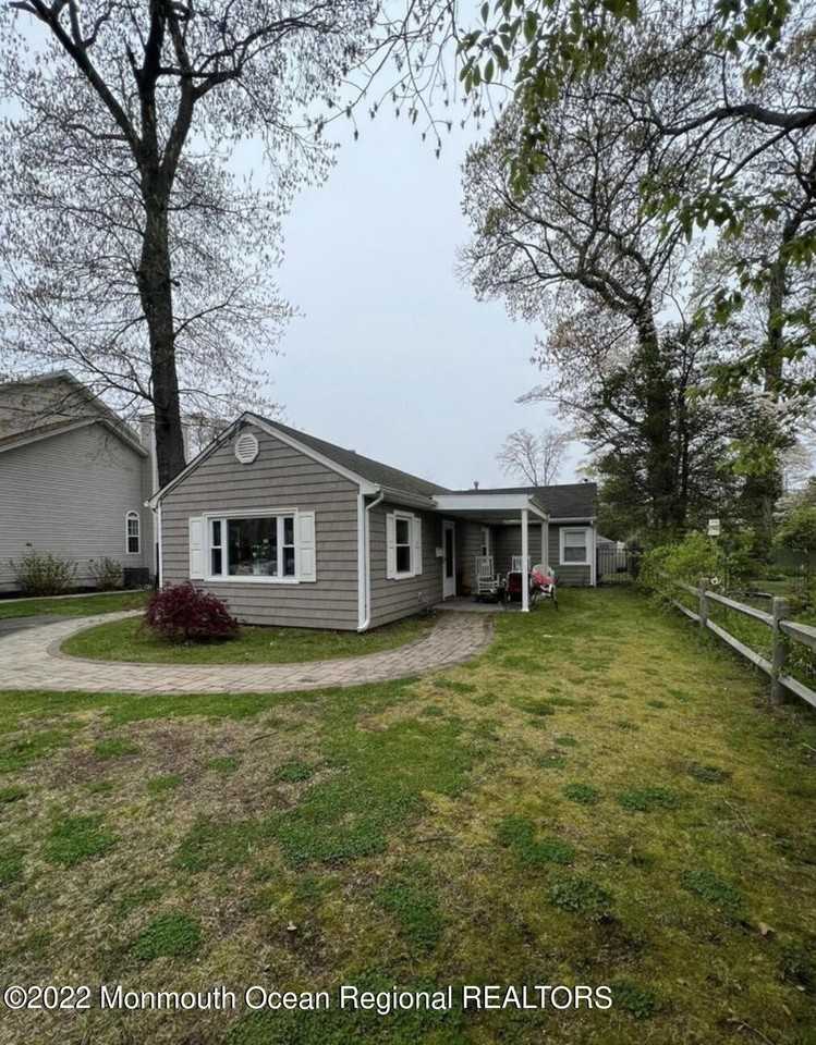 451 Harnell Avenue - Photo 2 of 19