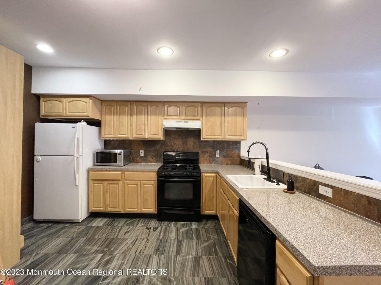 619 Cookman Avenue #2 - Photo 5 of 20