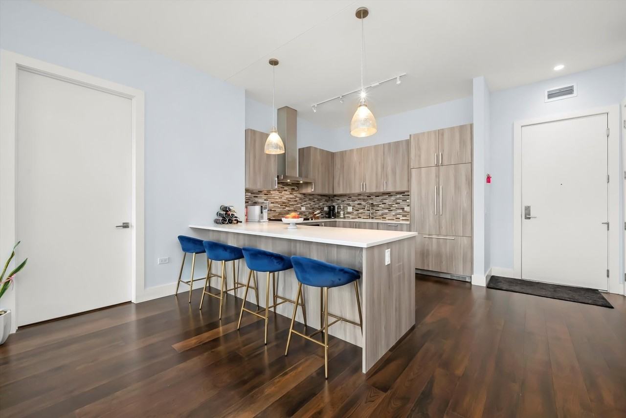 367 West Locust Street #304 - Photo 7 of 16