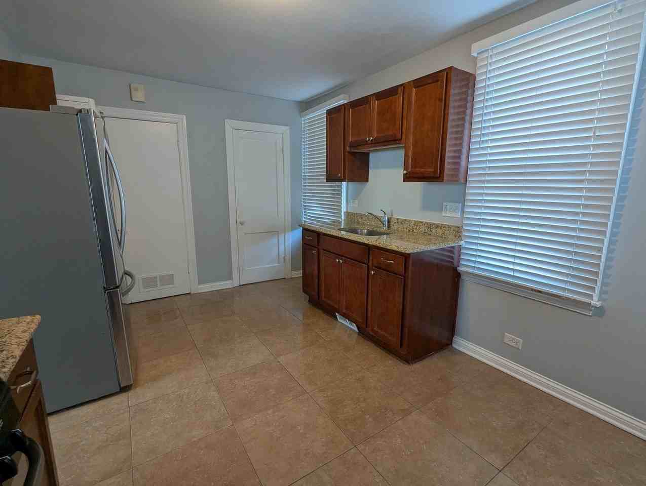 317 East Park Avenue #A - Photo 4 of 7