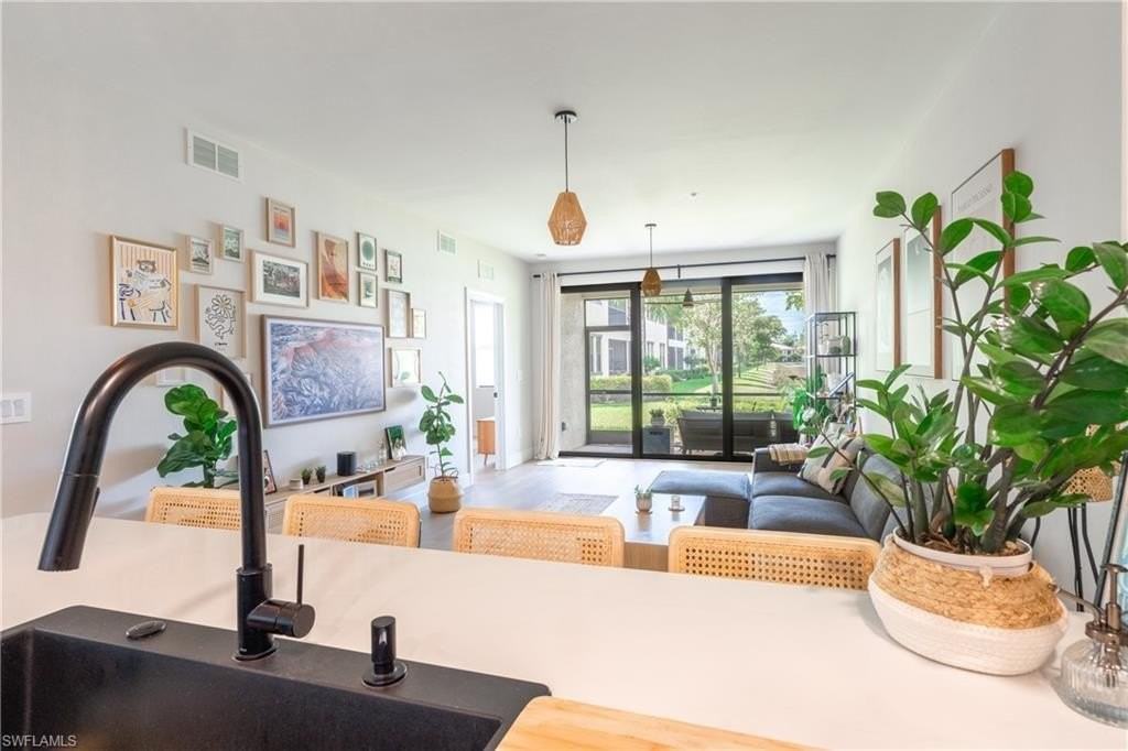 15126 Palmer Lake Circle #101 - Photo 5 of 31