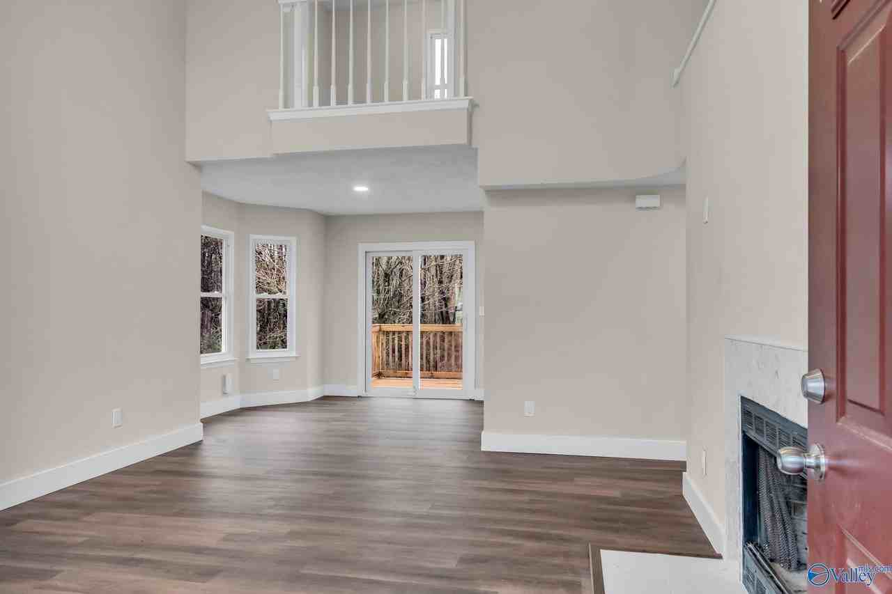 213 Rebecca Pines Drive - Photo 4 of 35