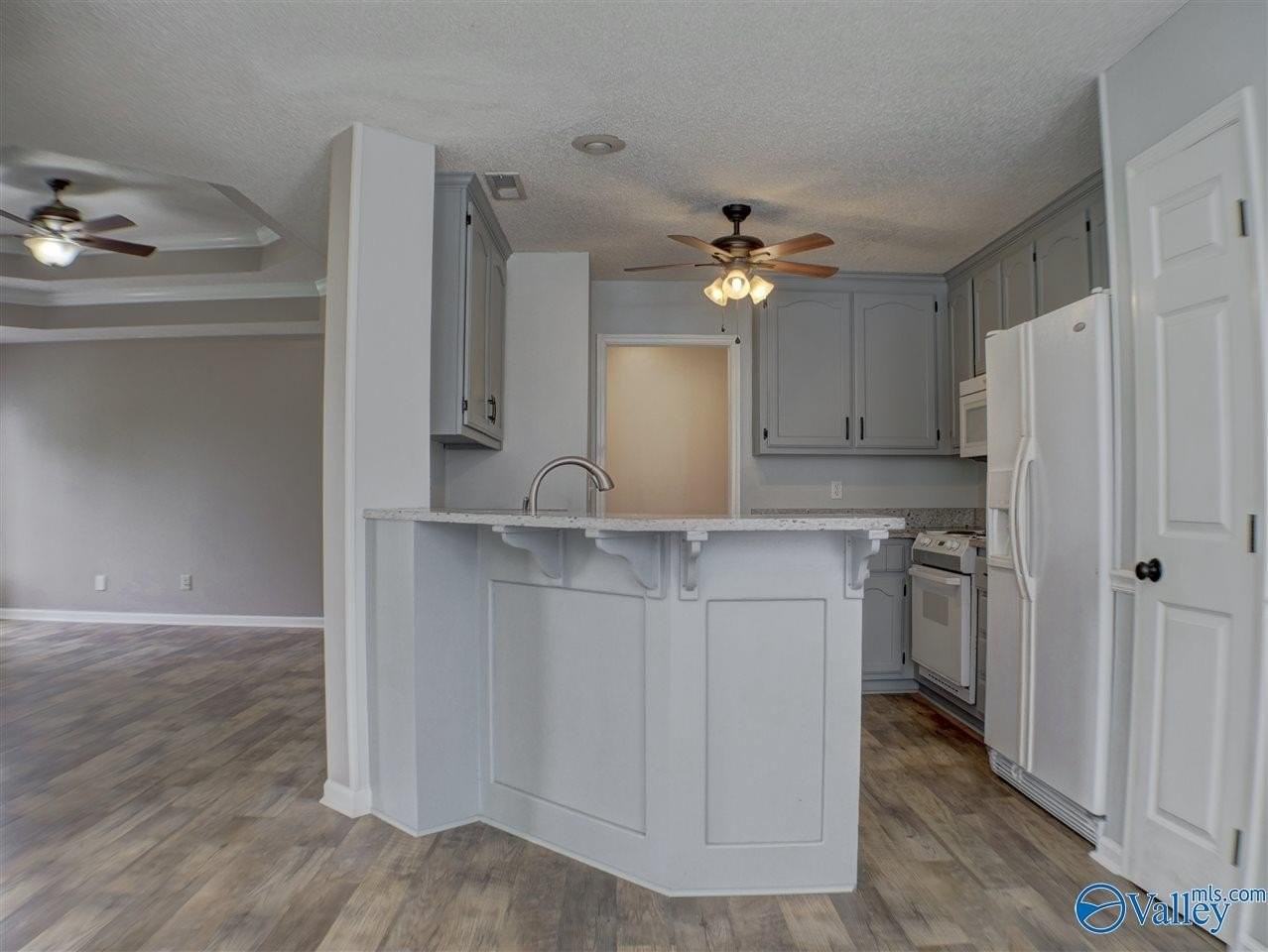 109 Marysa Drive - Photo 7 of 20